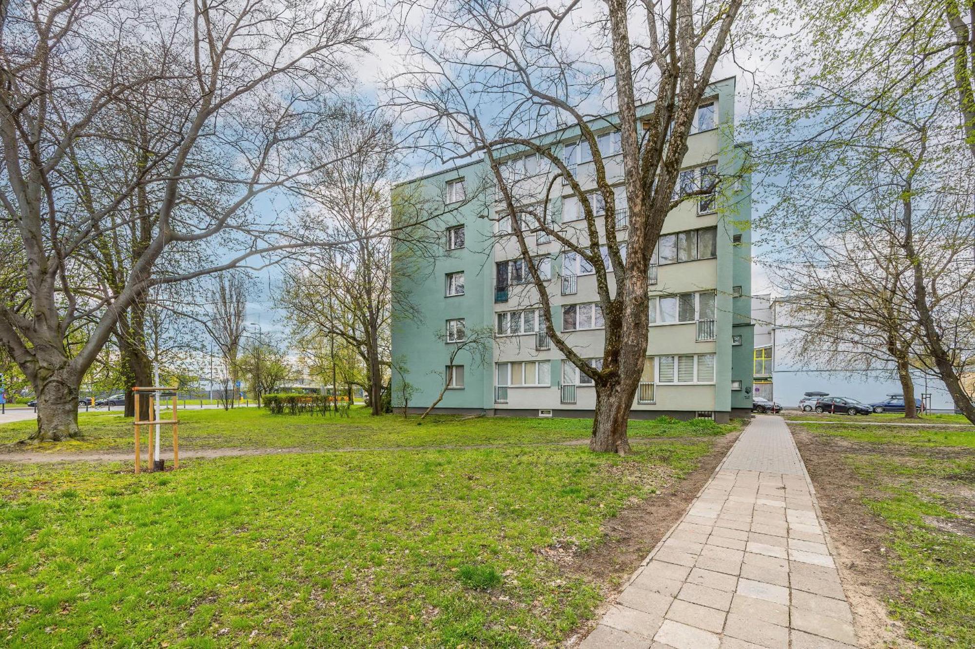 Modern Black & Wooden Apartment Warsaw Near The Airport By Noclegi Renters Ngoại thất bức ảnh